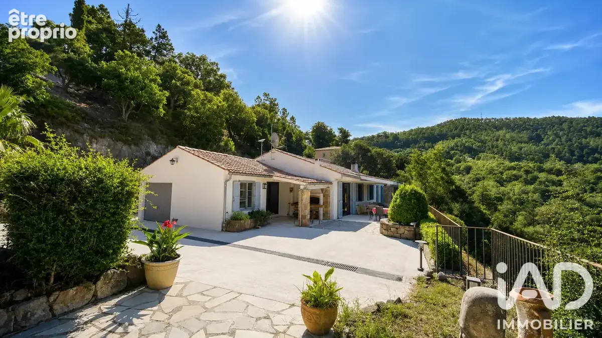 Photo 1 - Maison à FREJUS