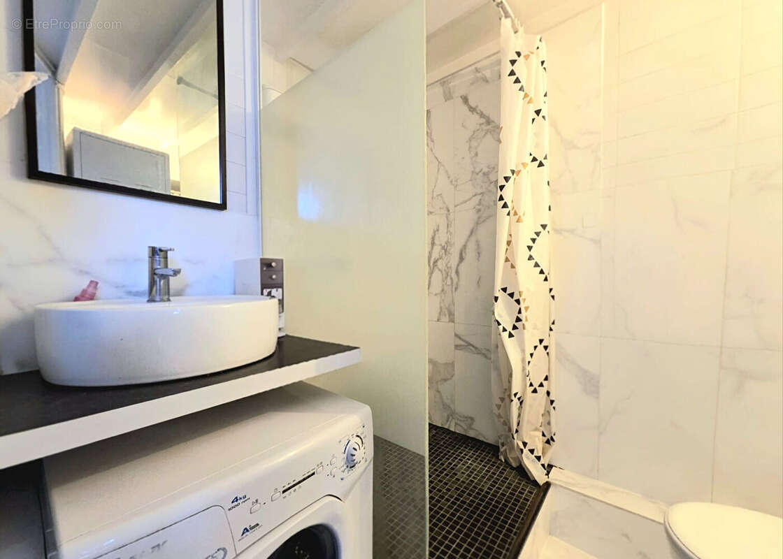 Appartement à PARIS-11E