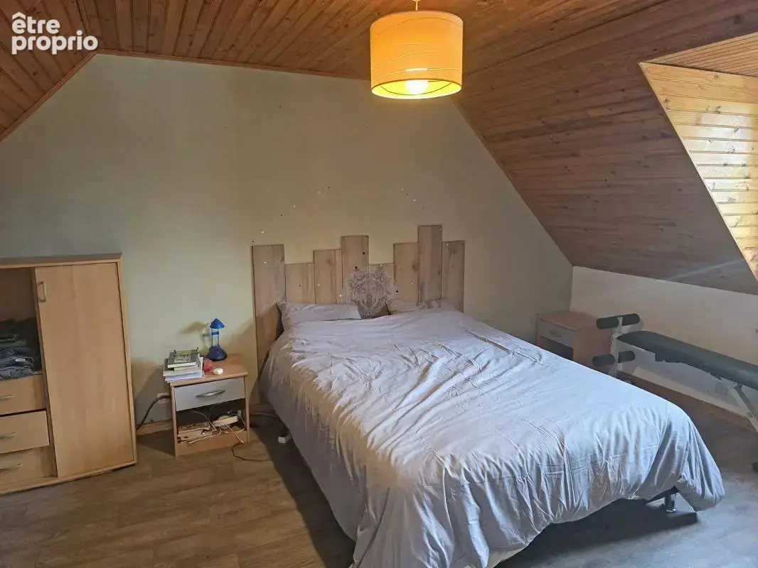 Longère en pierre de 140 m², terrasse de 54 m² et 4,56 hectares · Ploërdut - photo 9