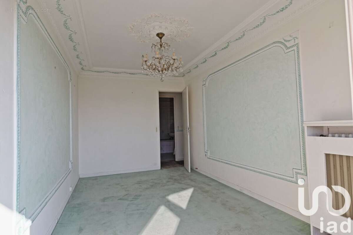 Photo 9 - Appartement à RUEIL-MALMAISON