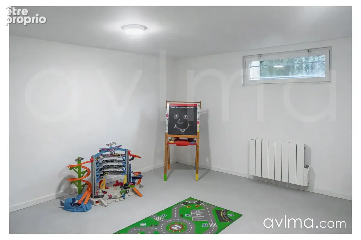 Maison entièrement rénovée - 5 chambres - Sous-sol total - Environnement privilégié - photo 37