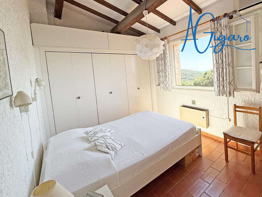 Appartement à LA CROIX-VALMER