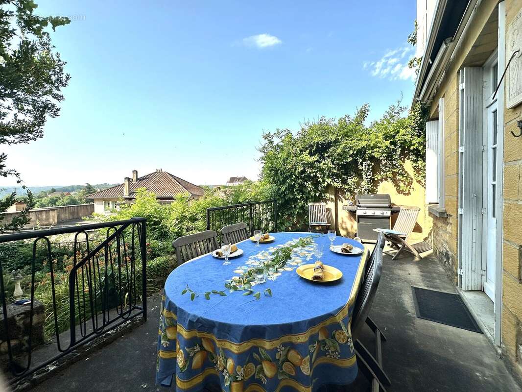 Charmante maison de village en pierre avec 5 chambres – Belvès - photo 18