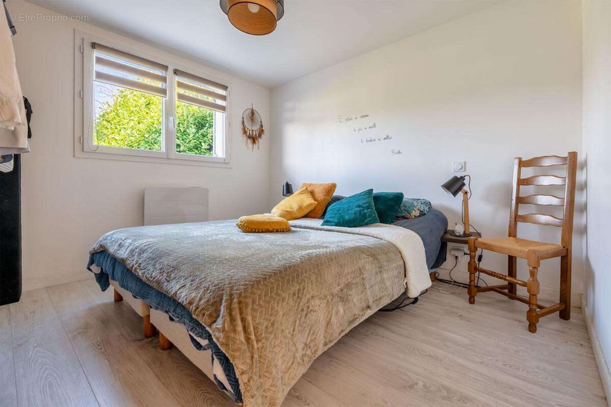 Maison 192 m² à Trelissac  - photo 5