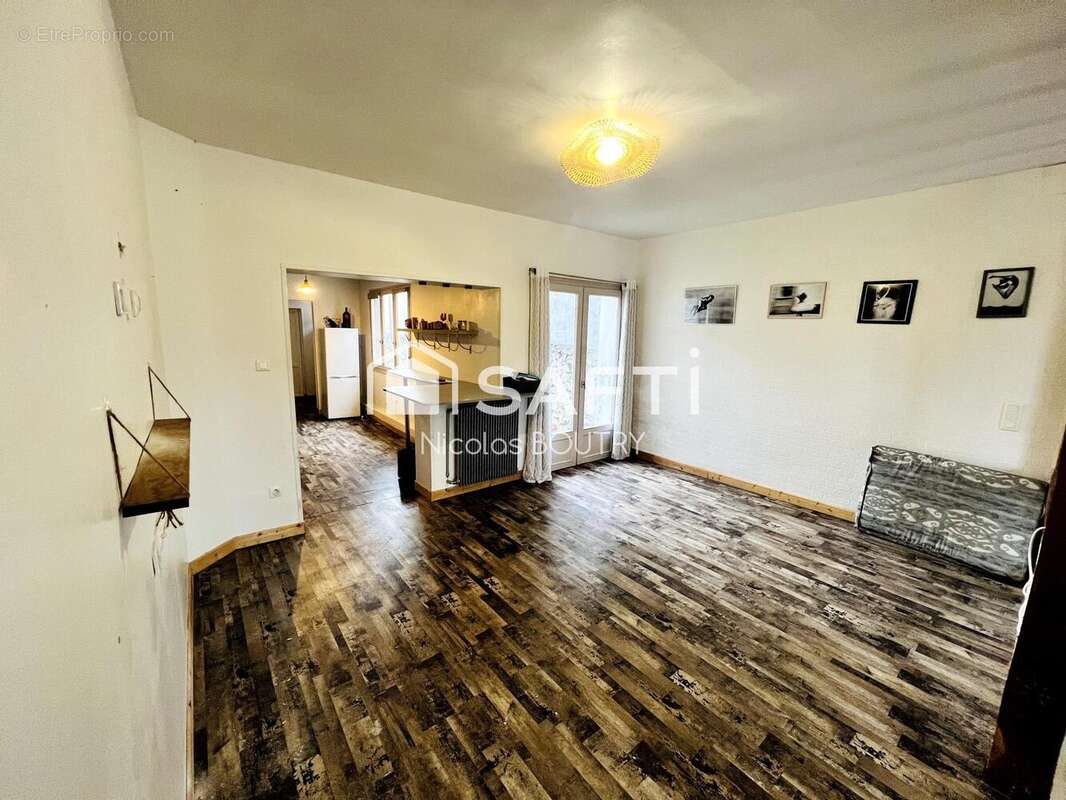 Photo 2 - Maison à SAINT-QUENTIN