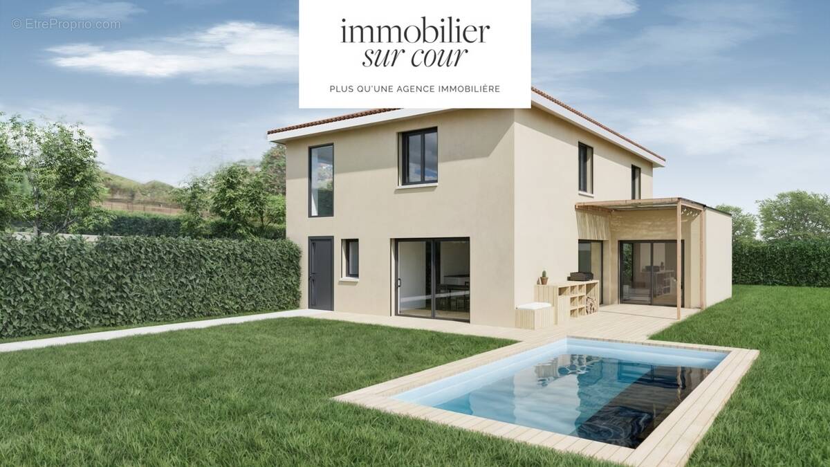 Terrain à SAINT-JUST-SAINT-RAMBERT