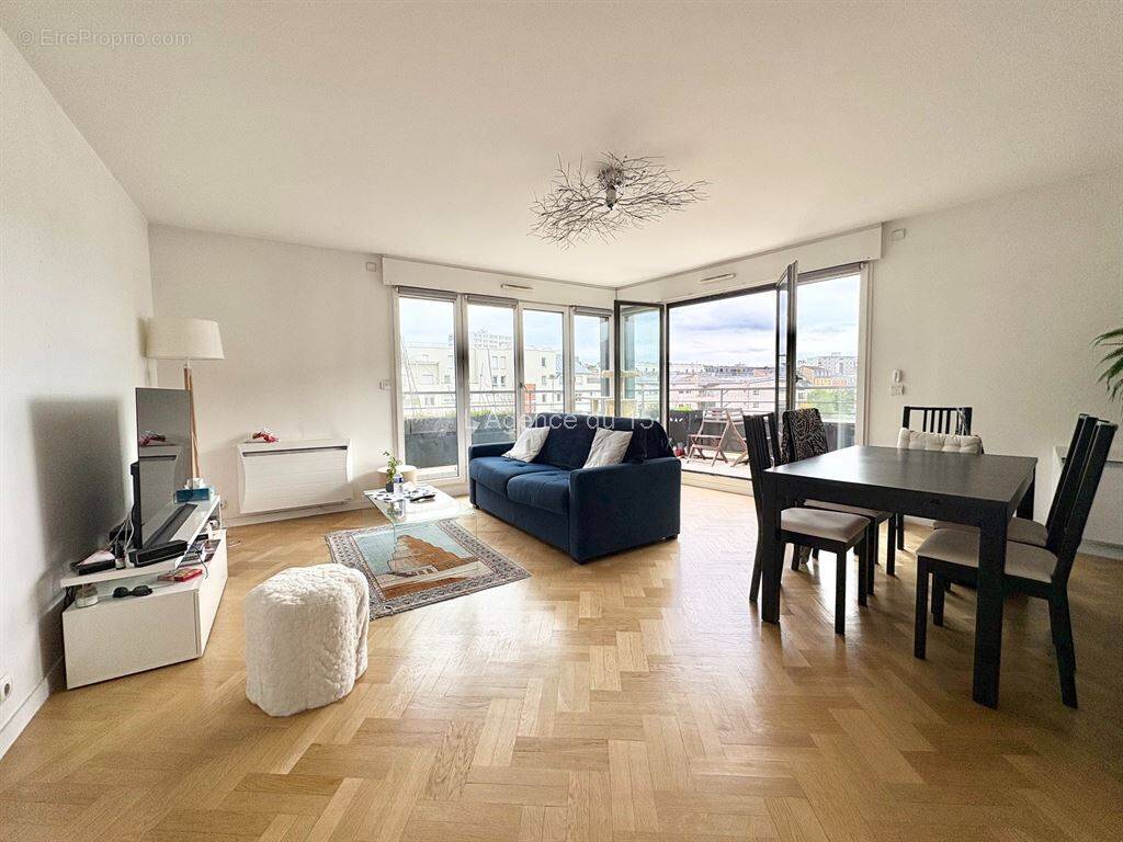 Appartement à ISSY-LES-MOULINEAUX