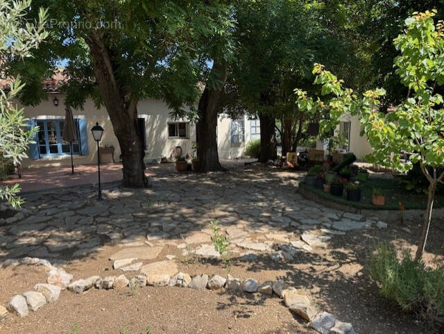 Maison à LES MATELLES