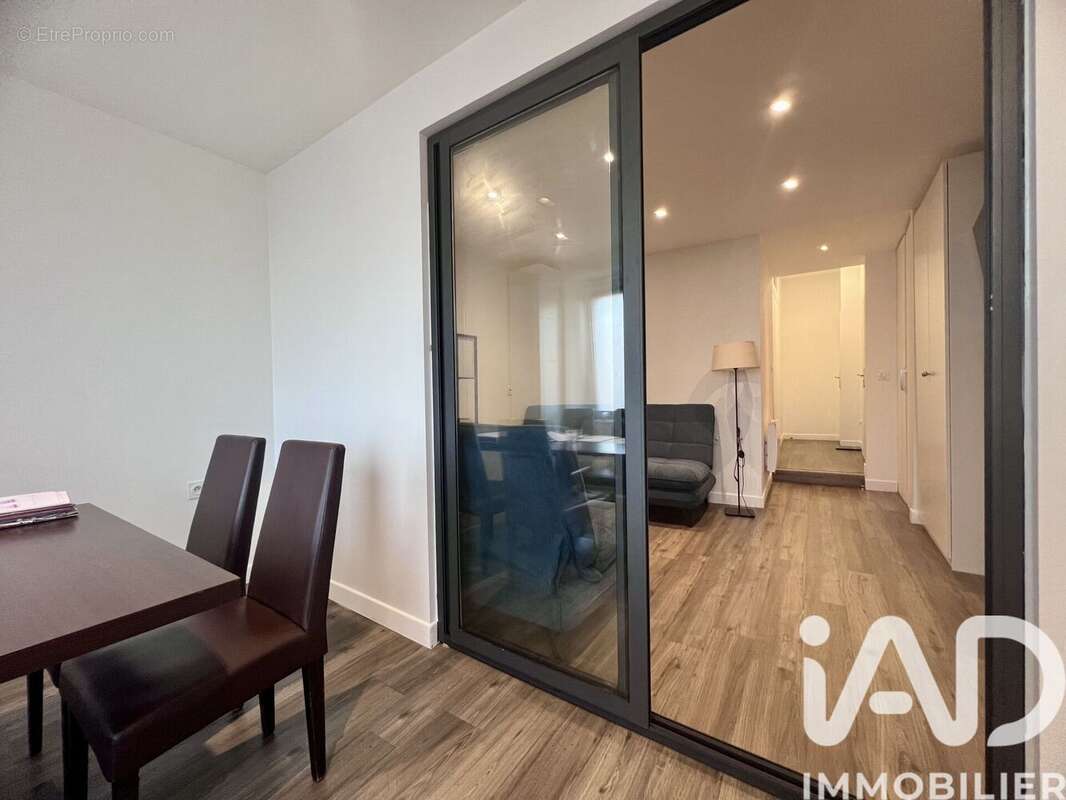 Photo 5 - Appartement à ALBIGNY-SUR-SAONE