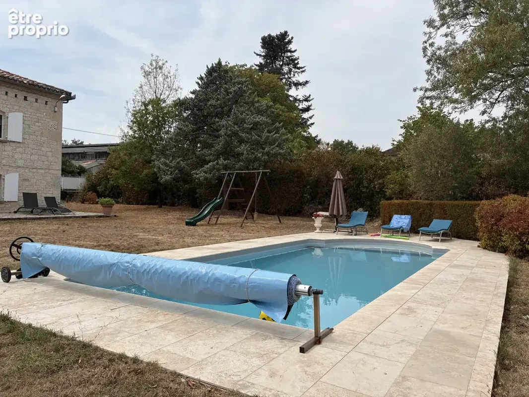 Ensemble quercynois avec pigeonnier, grange en pierre, piscine et gîte. - photo 22