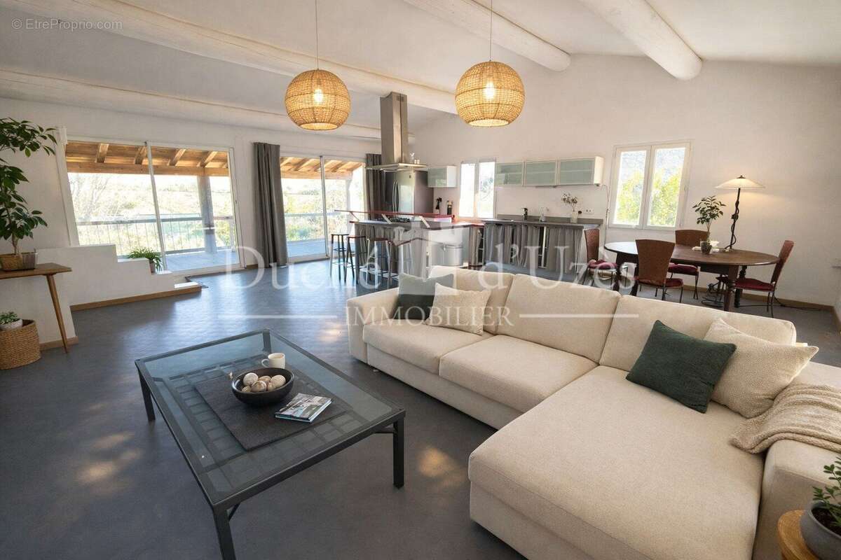 Photo 2 - Maison à VERS-PONT-DU-GARD