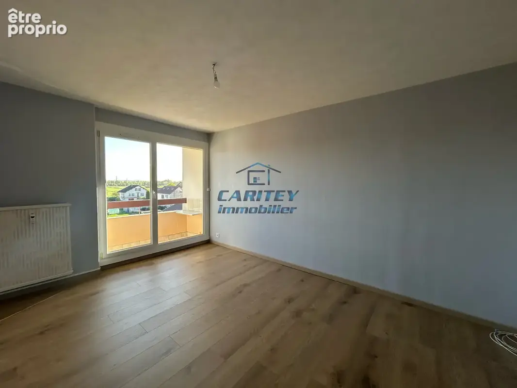Appartement eaux vives - photo 5