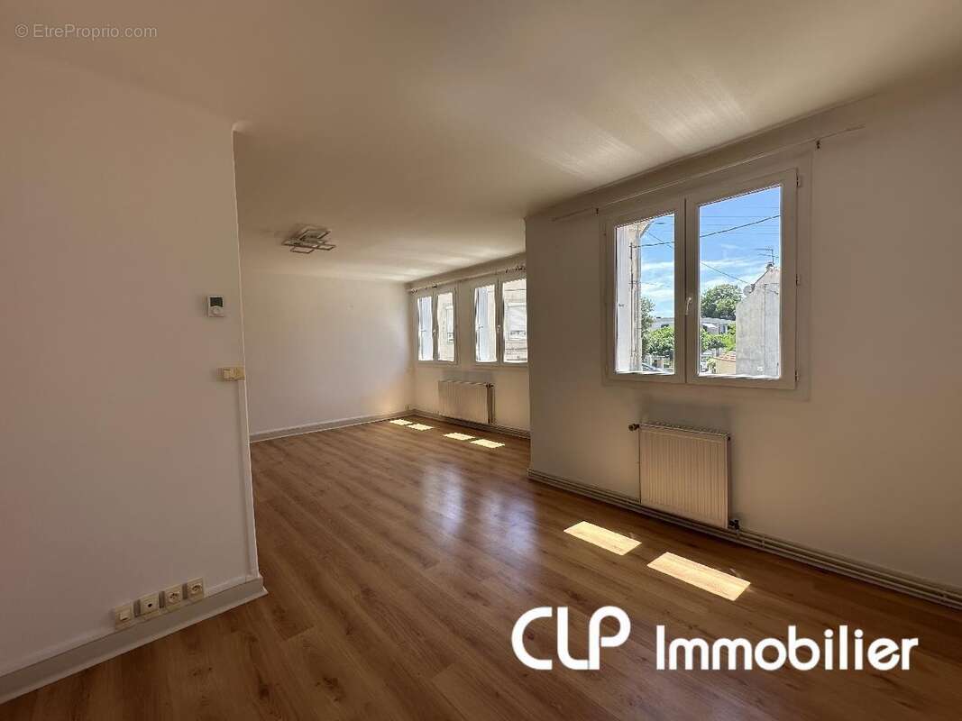 Appartement à MONTELIMAR