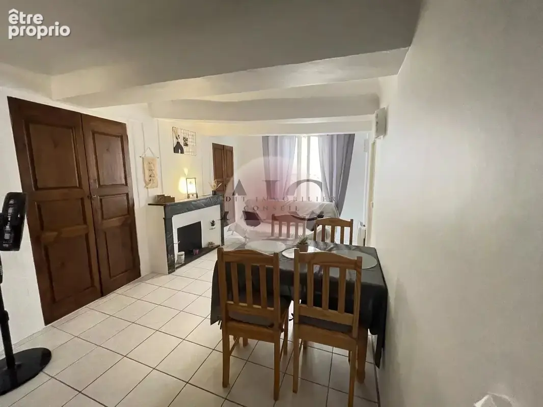 Appartement à FAYENCE