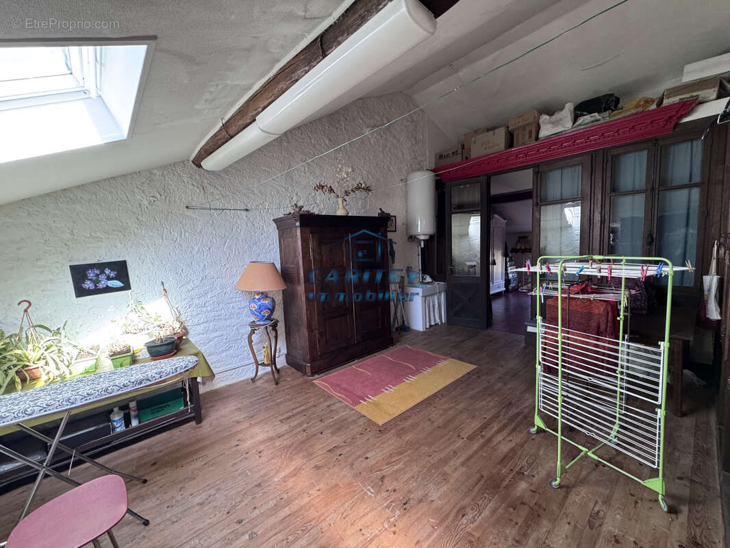 Maison à FRANCHEVELLE