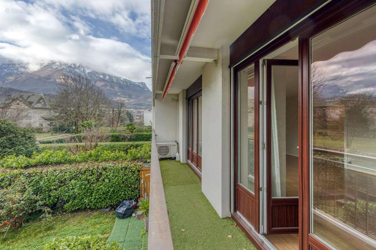 Appartement à ECHIROLLES