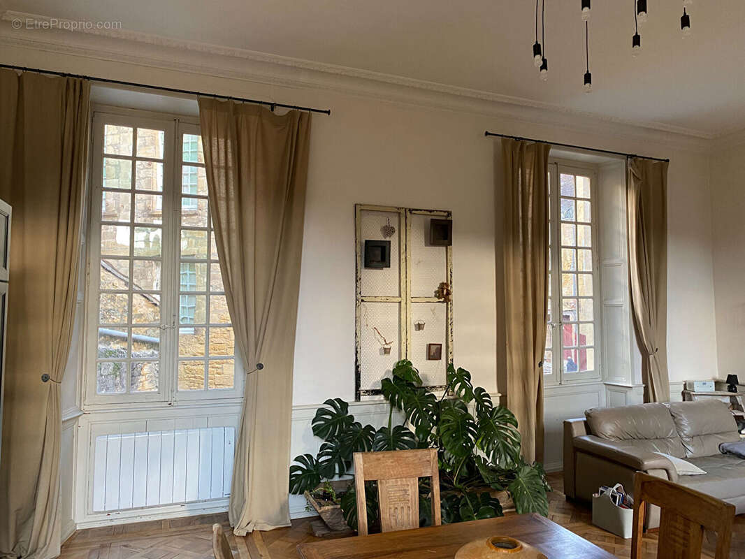 Appartement à SARLAT-LA-CANEDA