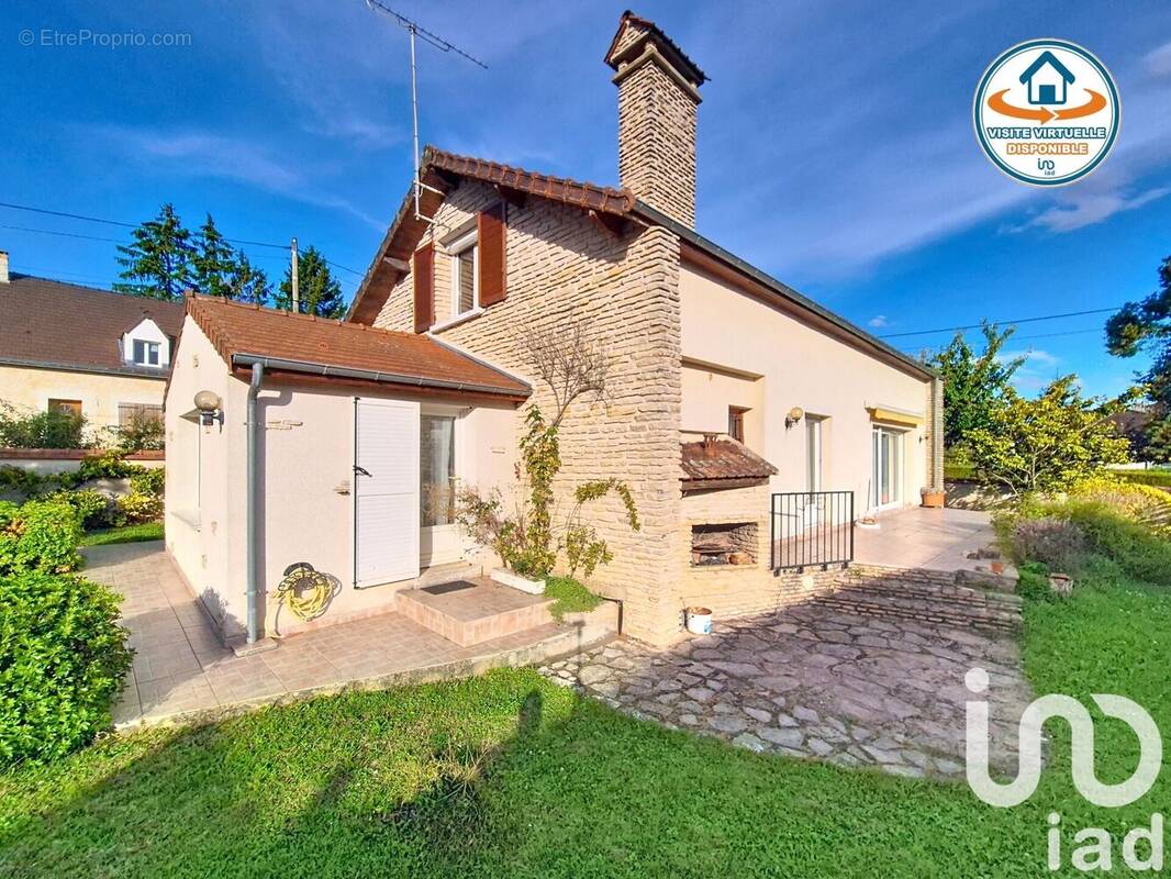 Photo 1 - Maison à MONTEREAU-FAULT-YONNE