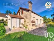 Photo 1 - Maison à MONTEREAU-FAULT-YONNE