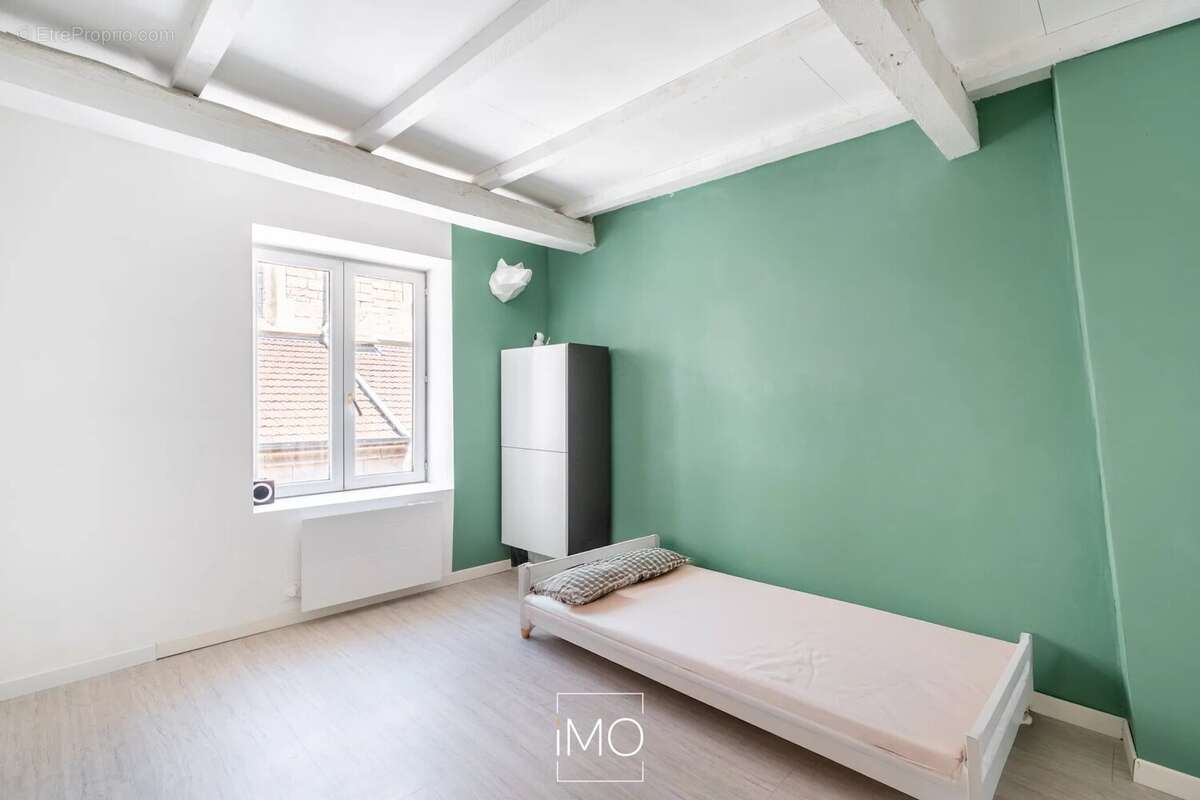 Appartement à CHASSELAY