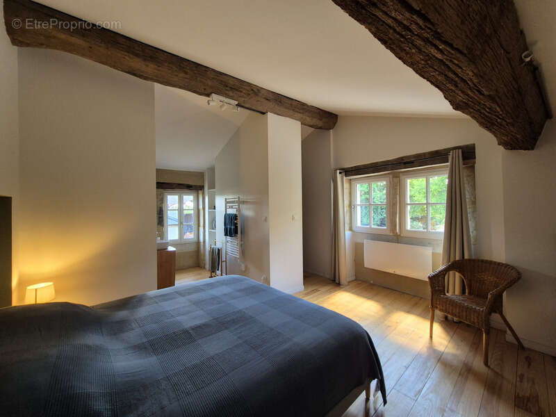 Authentique maison en pierre rénovée – 157 m² – Charme, confort et campagne gersoise - photo 11