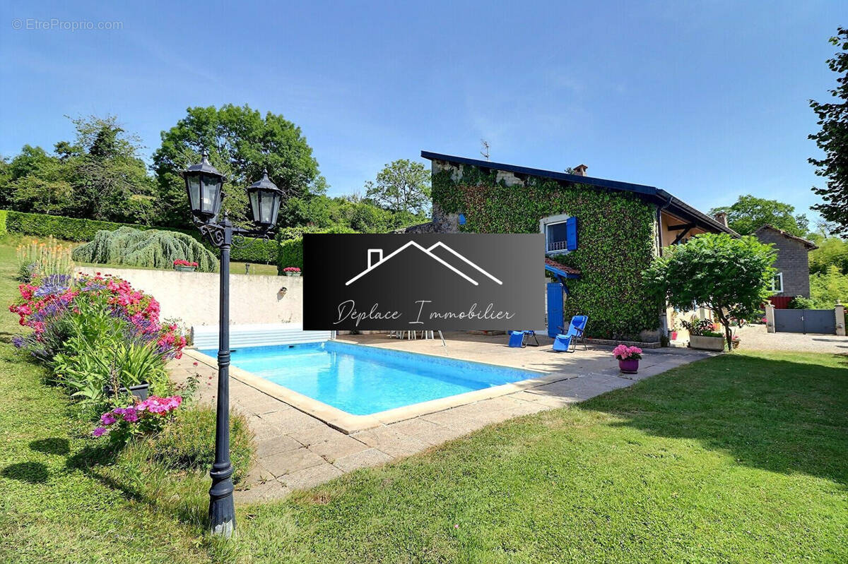 Maison à BALLAISON
