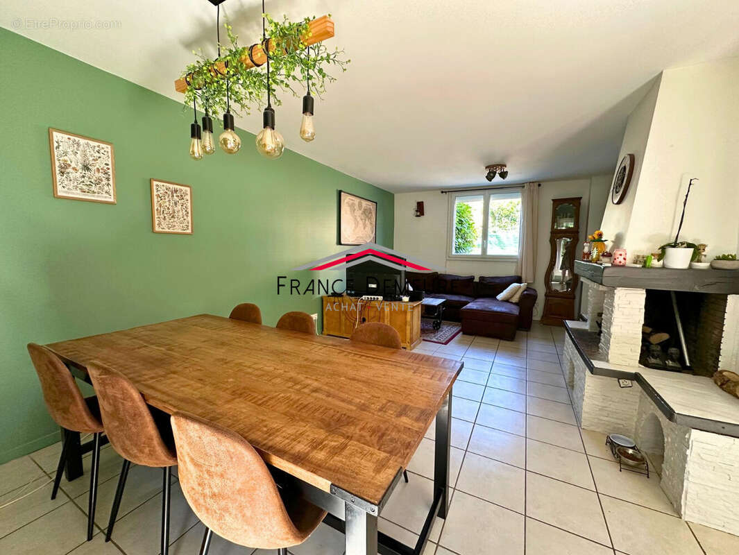 Maison 112 m² à Jouy-Le-Moutier  - photo 4
