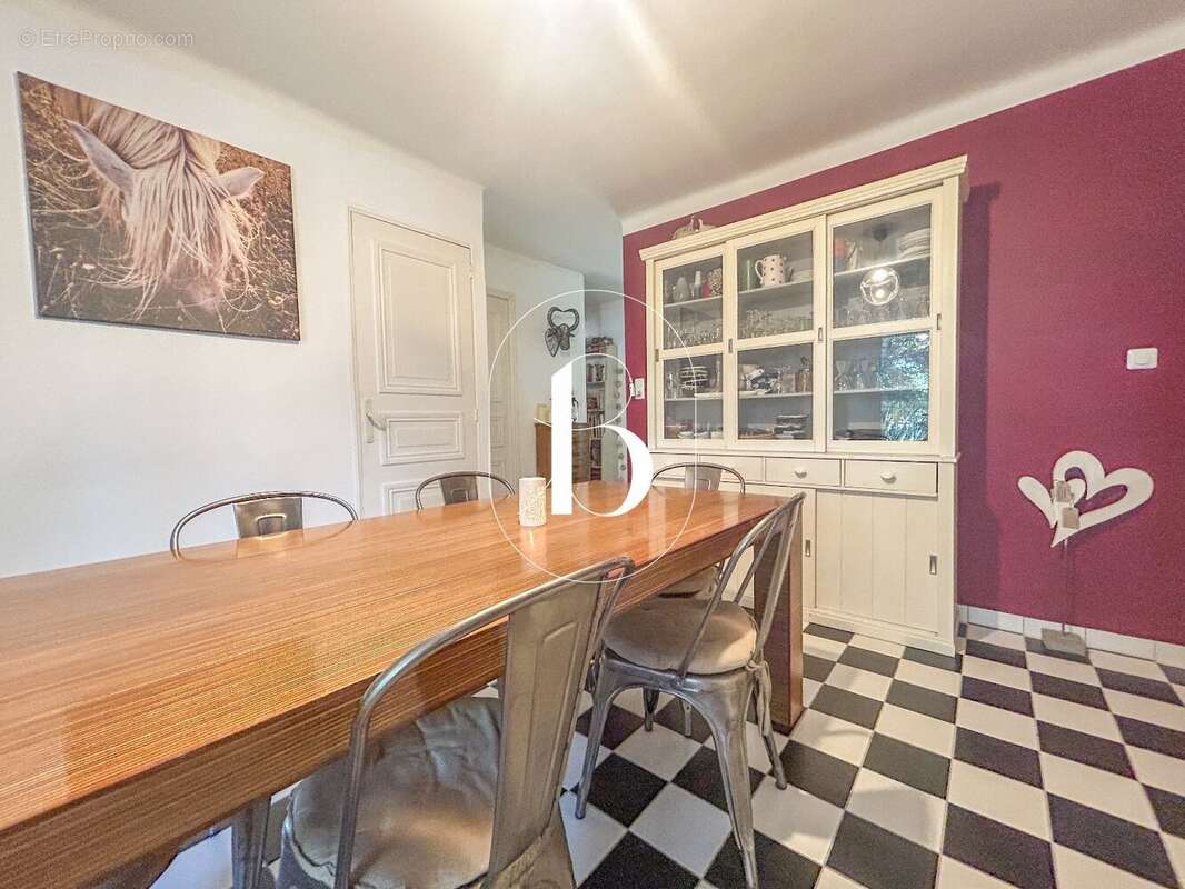Maison à UZES