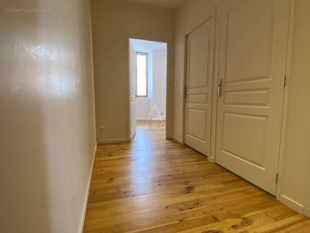 Maison à BUZET-SUR-TARN