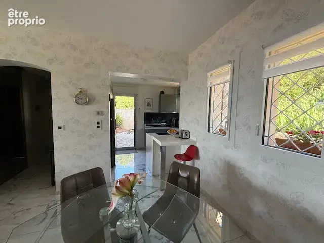 BANDOL quartier résidentiel très prisé vue mer agréable villa avec piscine - photo 19