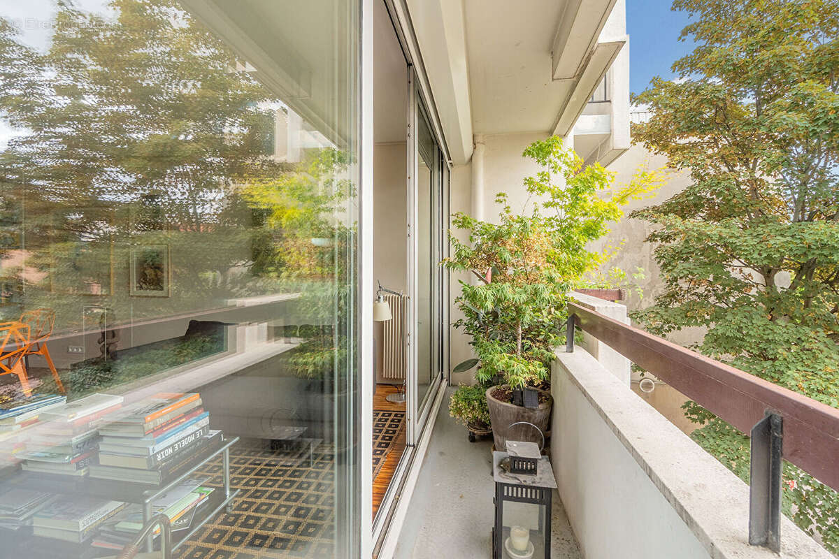 Appartement à PARIS-10E