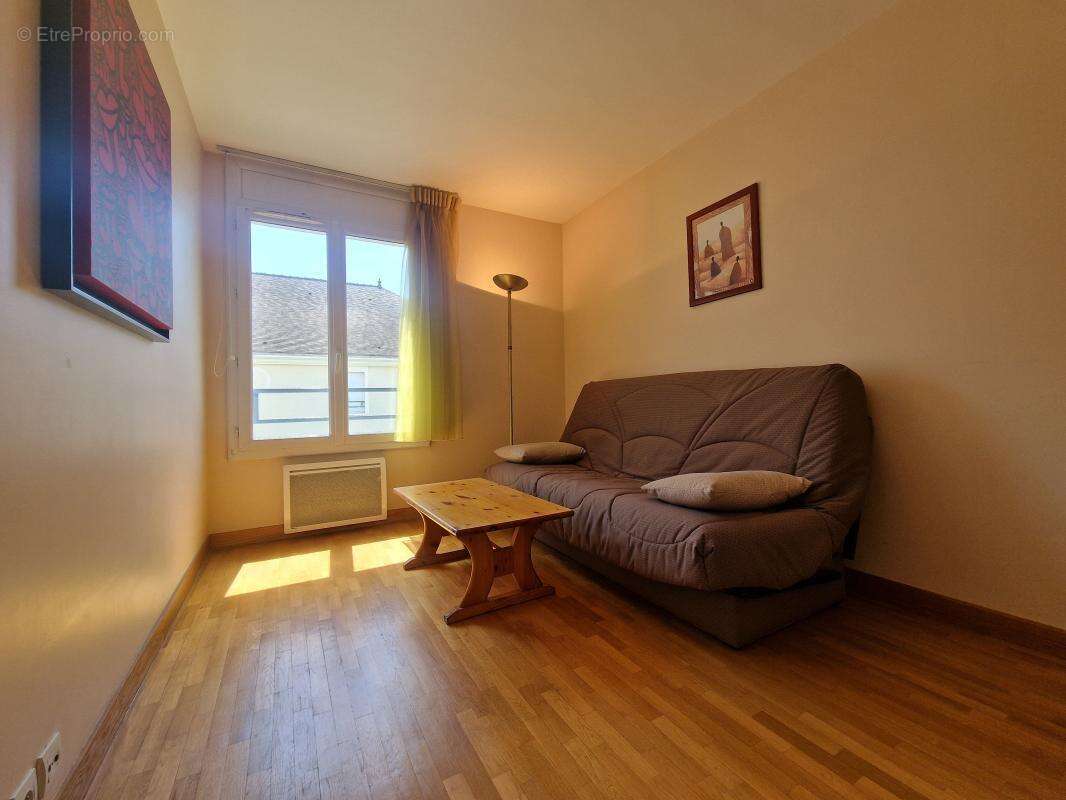 Appartement à VAIRES-SUR-MARNE
