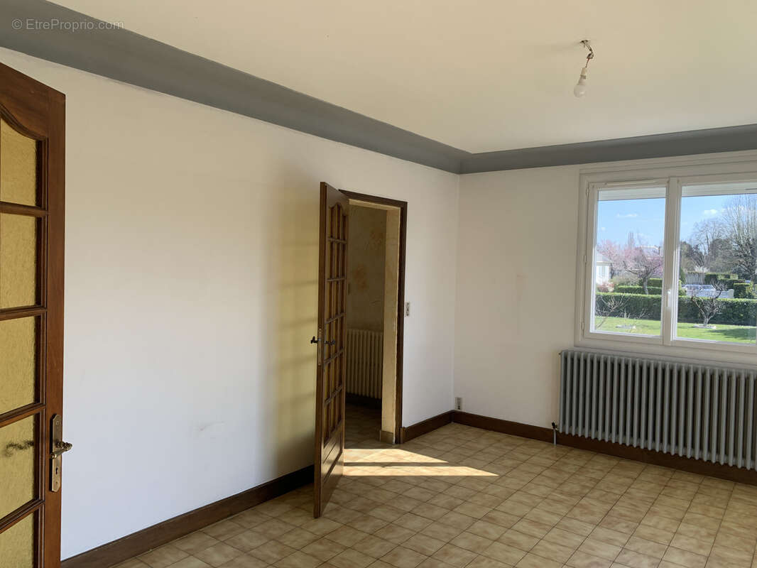 Maison à CHATELLERAULT