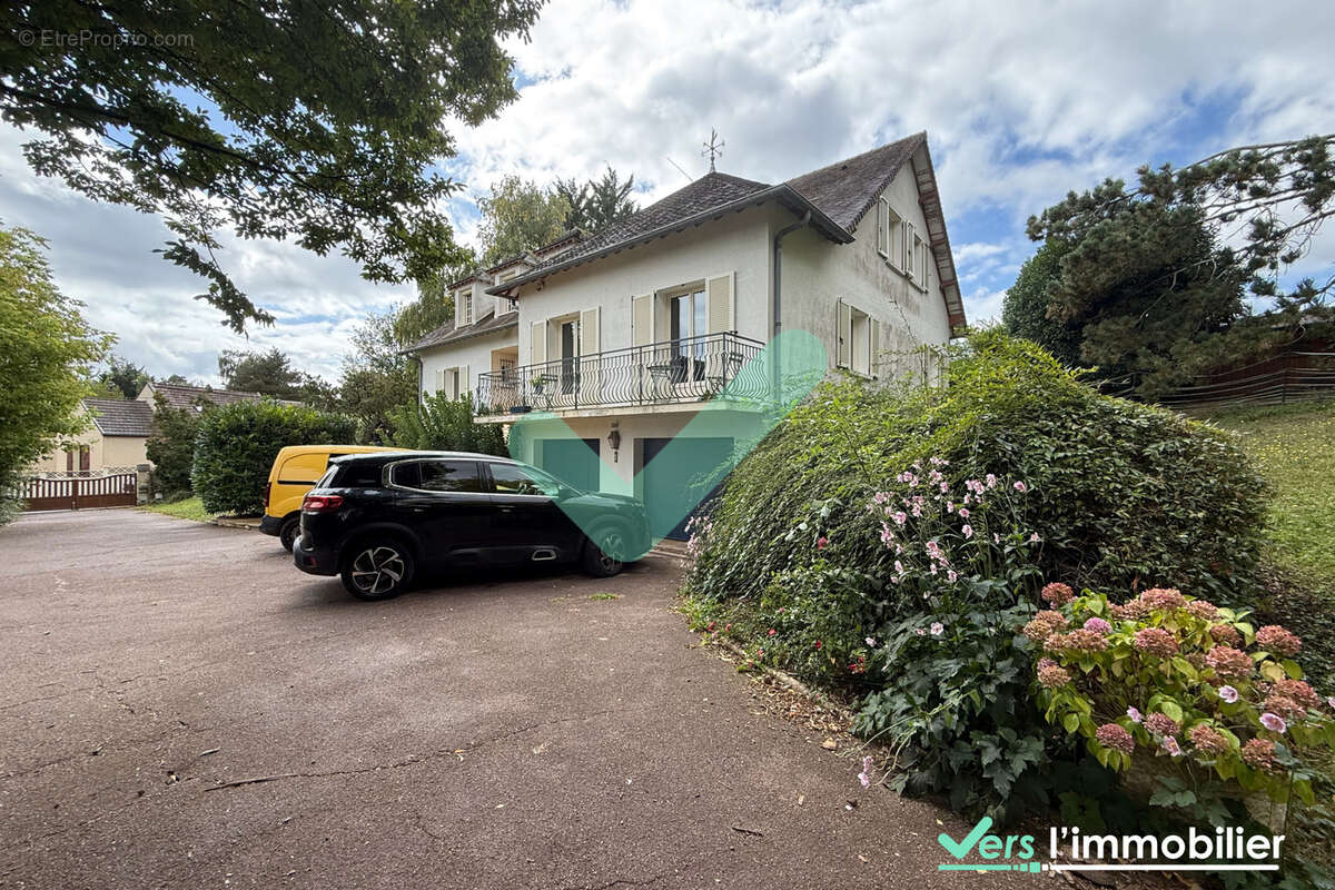 Maison à BRUGNY-VAUDANCOURT