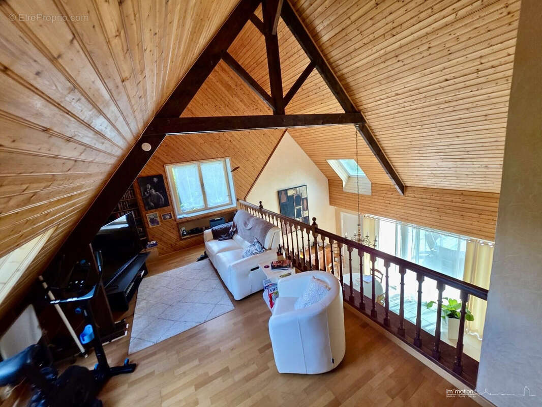 Maison à LA CHAPELLE-SUR-ERDRE