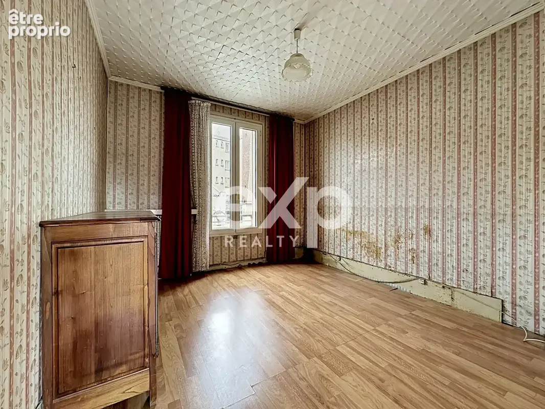 Maison 110 m² à Saint-Denis  - photo 3