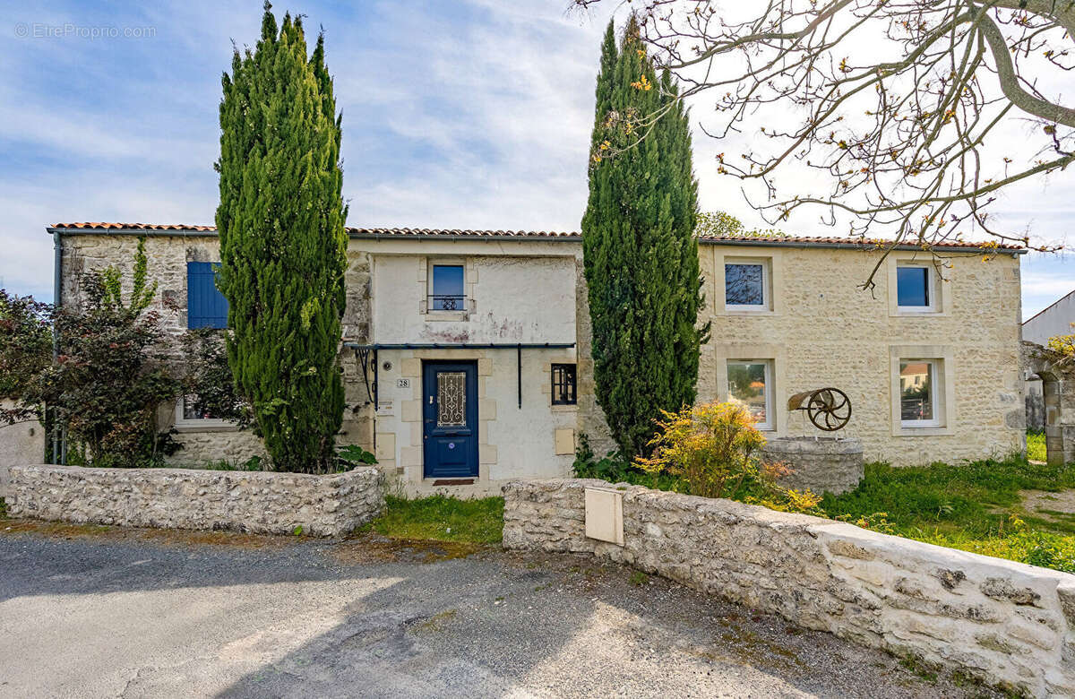 Maison à SAINT-SULPICE-DE-ROYAN