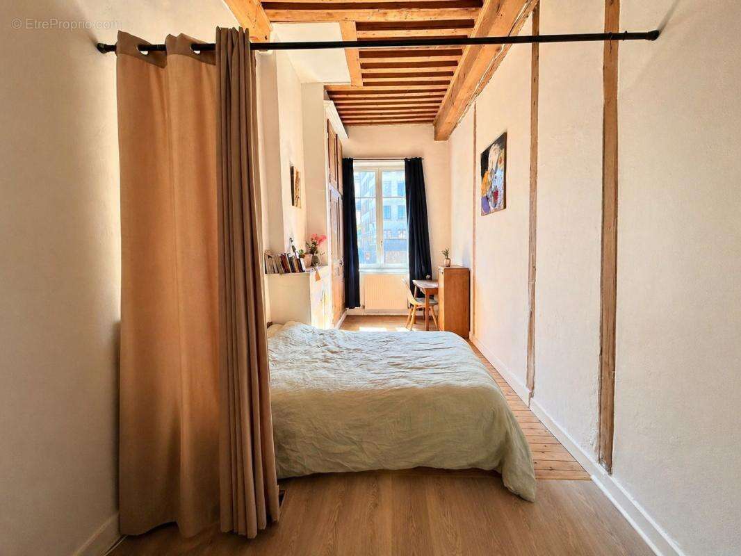 Appartement à LYON-4E