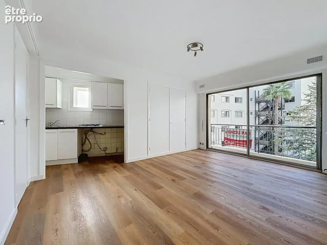 Square carnot studio etage eleve balcon - photo 5