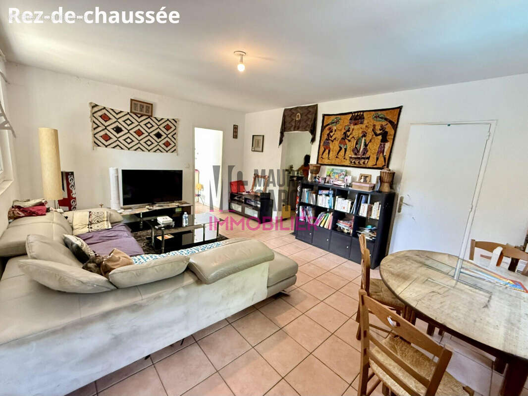 Maison 124 m² à Le Pontet  - photo 2