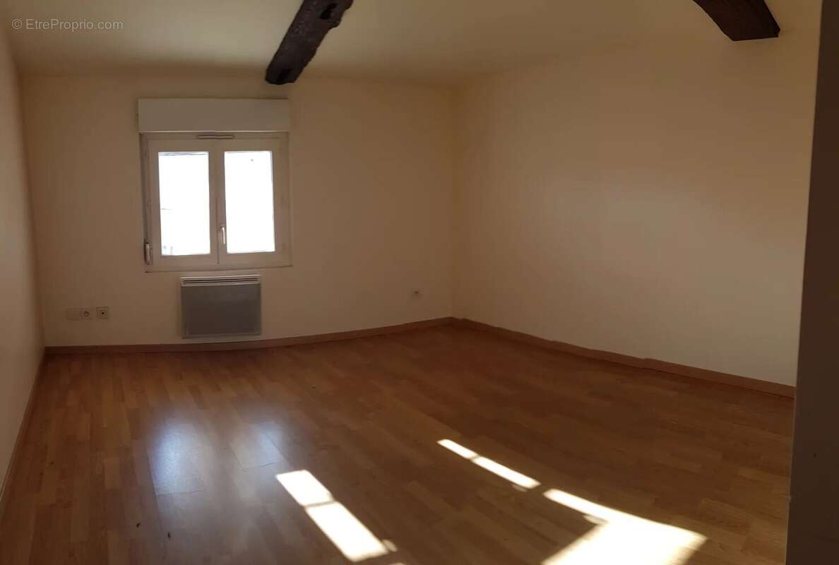 Appartement à BELLEVILLE