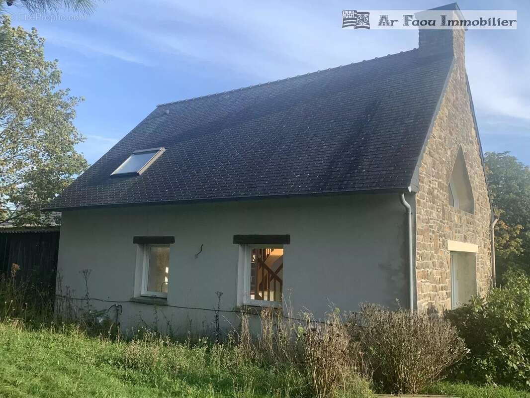 Maison à PONT-DE-BUIS-LES-QUIMERCH