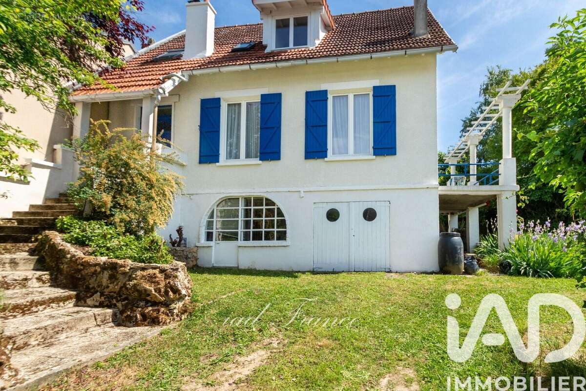 Photo 2 - Maison à JOUY-EN-JOSAS