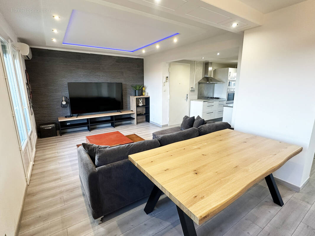 Appartement à NIMES