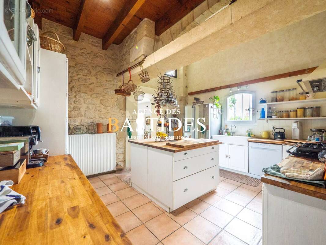 Maison à FALEYRAS