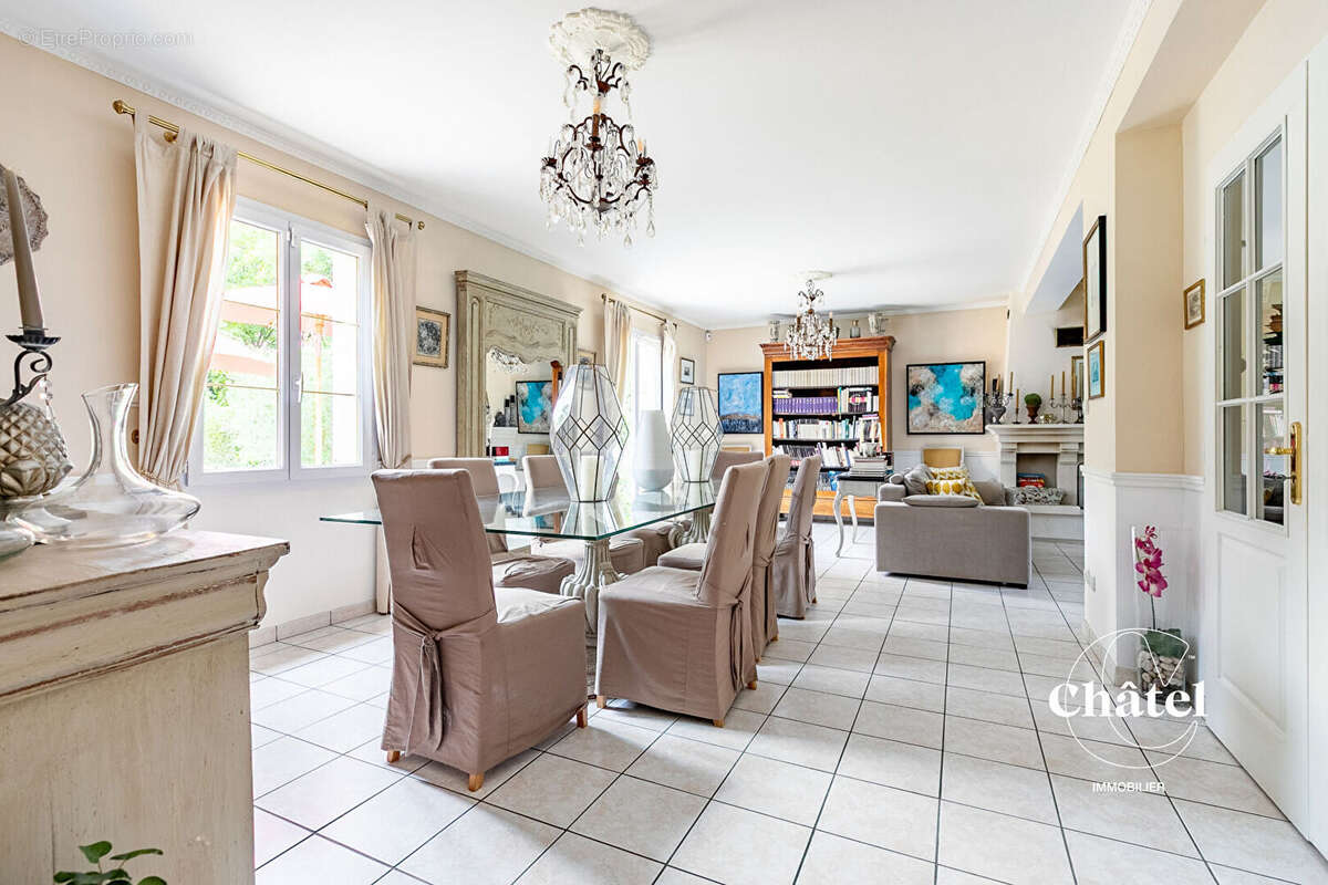 Axe Senlis - Crépy en Valois - Maison avec garage - piscine - jardin - photo 8