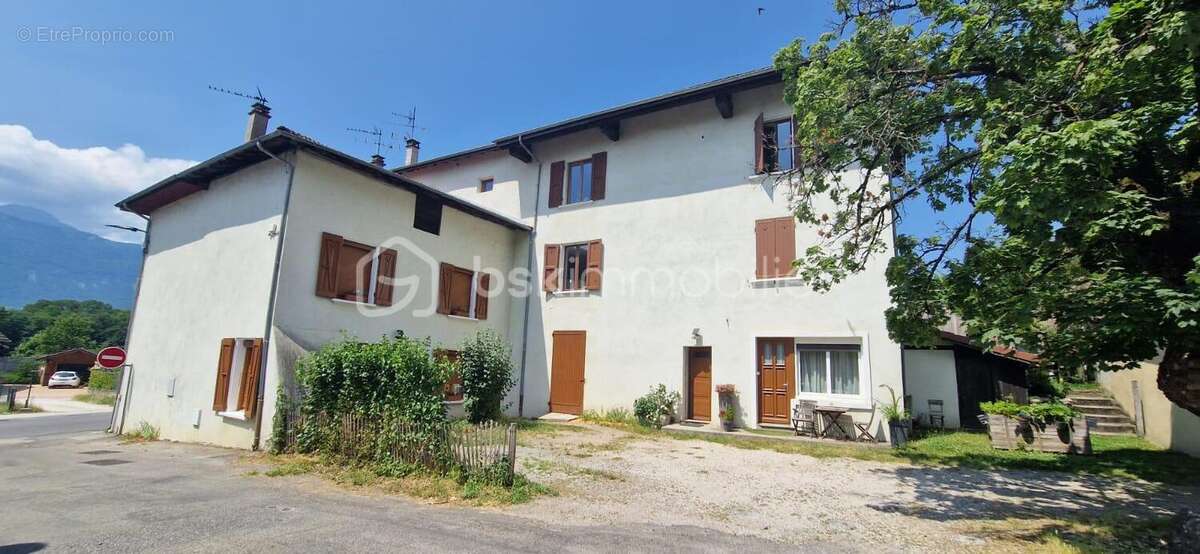 Appartement à VILLARD-BONNOT