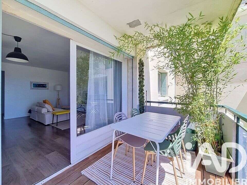 Photo 3 - Appartement à NIMES