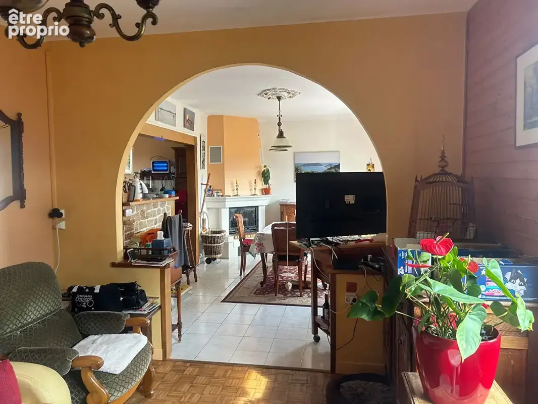 PLEUBIAN  Maison familiale de 150 m² sur terrain arboré de 1 694 m², proche mer - photo 2