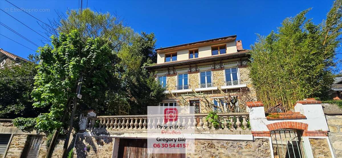 Maison à VILLENEUVE-LE-ROI